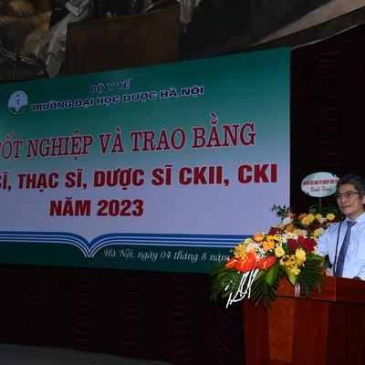 LỄ TỐT NGHIỆP VÀ TRAO BẰNG TIẾN SĨ, THẠC SĨ, DƯỢC SĨ CKII, CKI NĂM 2023